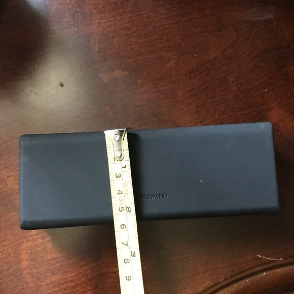 👓VERA WANG Eyeglass Holder/Case - Picture 4 of 10